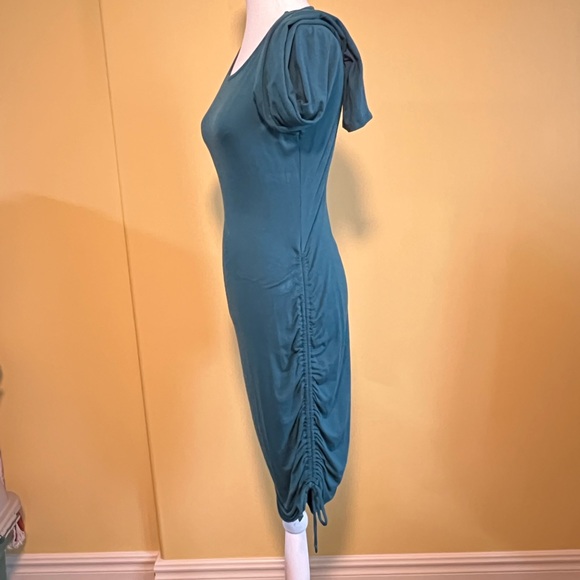 Melrose and Market Dress-M - Picture 5 of 8